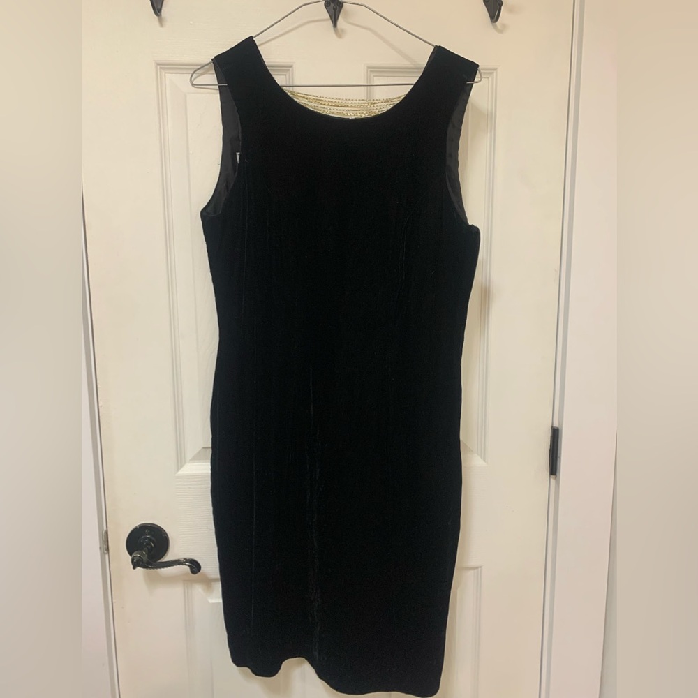 Vintage ALGO BOUTIQUE Black Velvet sleeveless dress